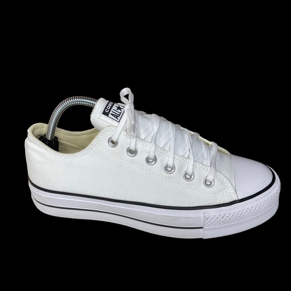 Converse Chuck Taylor® All Star® Platform Sneaker in White Canvas Sz: 9.5 - Picture 3 of 11